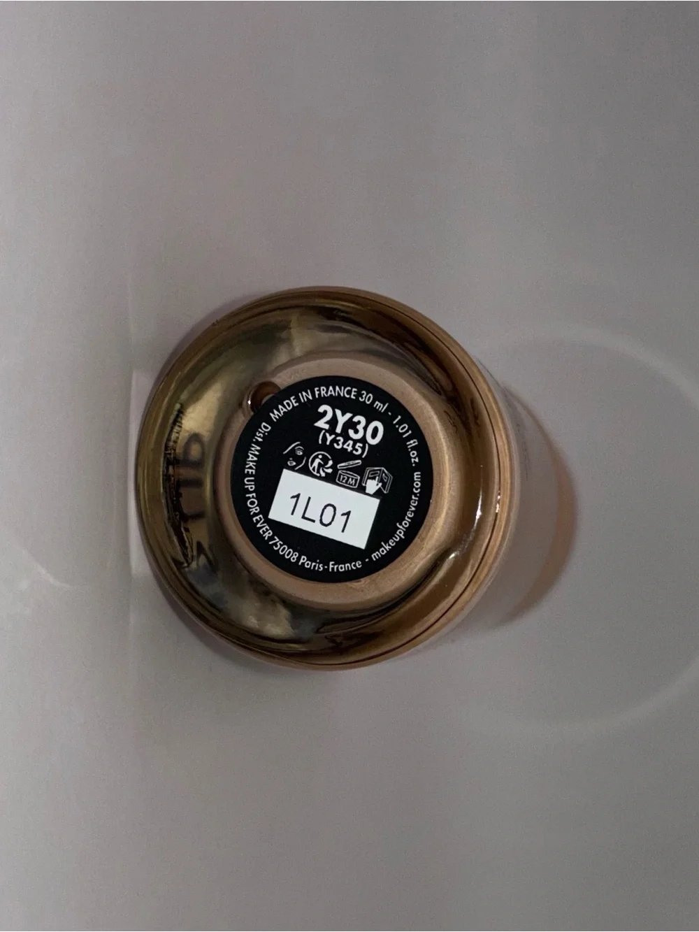 NIB Make Up For Ever HD Skin Foundation 2Y30 Y345